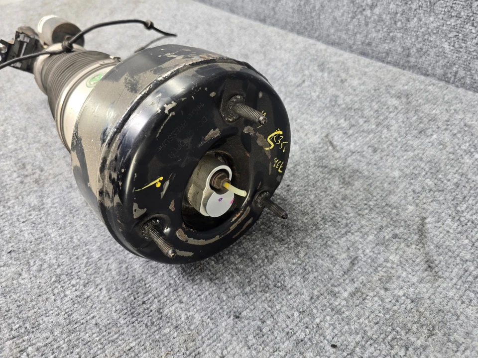 Puntal amortiguador de aire delantero airmatic lado del pasajero derecho mercedes w221 s350 s550 oem Foto 2 de 4