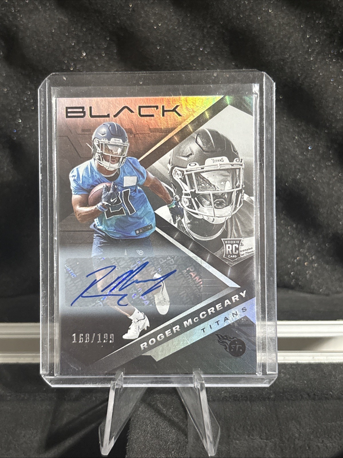 Roger McCreary Panini Black #157 Autograph