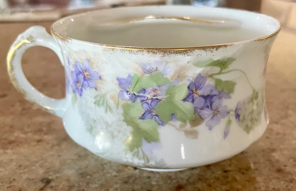 Precioso y único Thu.E. Taza bigote porcelana MR. Bavaria excelente estado Foto 2 de 4