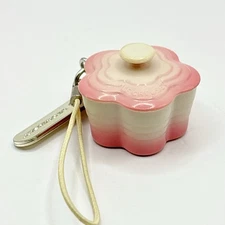 Le Creuset Kitchen Miniature Cocotte Ramcan Fleur Flower White Pink Strap