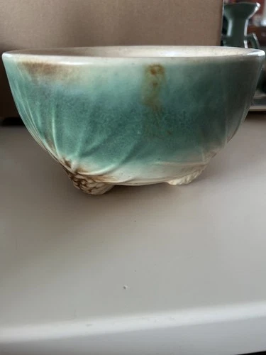 Vintage 1940s McCoy Pine Cone Footed Rustic Two-tone Pastel Bowl 6.5"Wx4"H