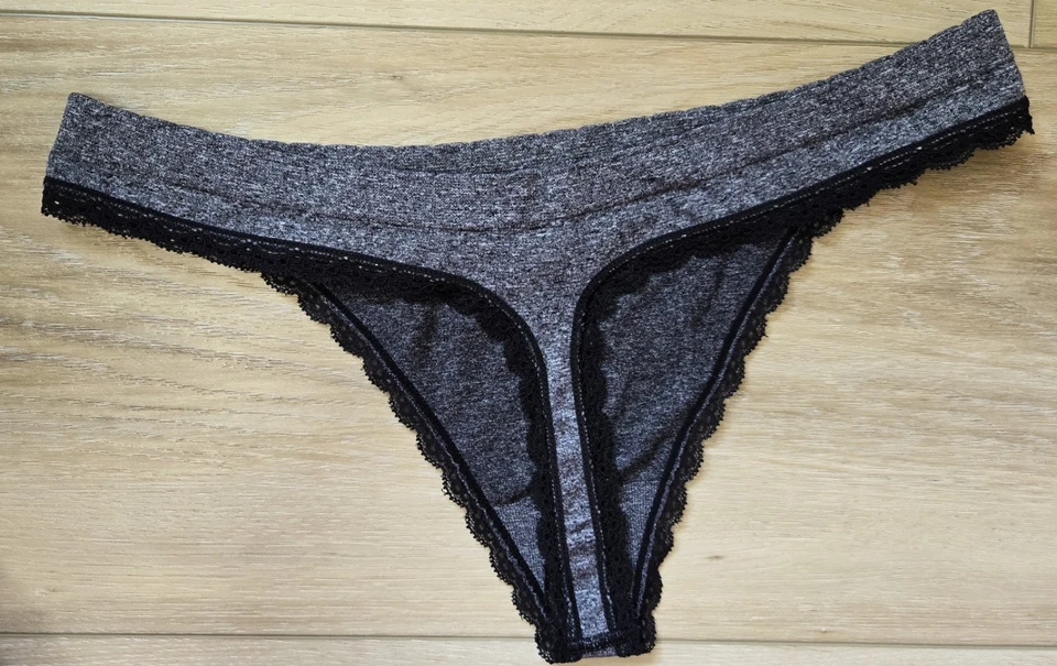 Винтажные трусики-стринги Victoria's Secret серые Marl гладкие бесшовные кружевная отделка L - Изображение 2 из 3