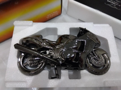 Mini Replica Vol.33 SUZUKI GSX 1300R HAYABUSA World Famous Cars