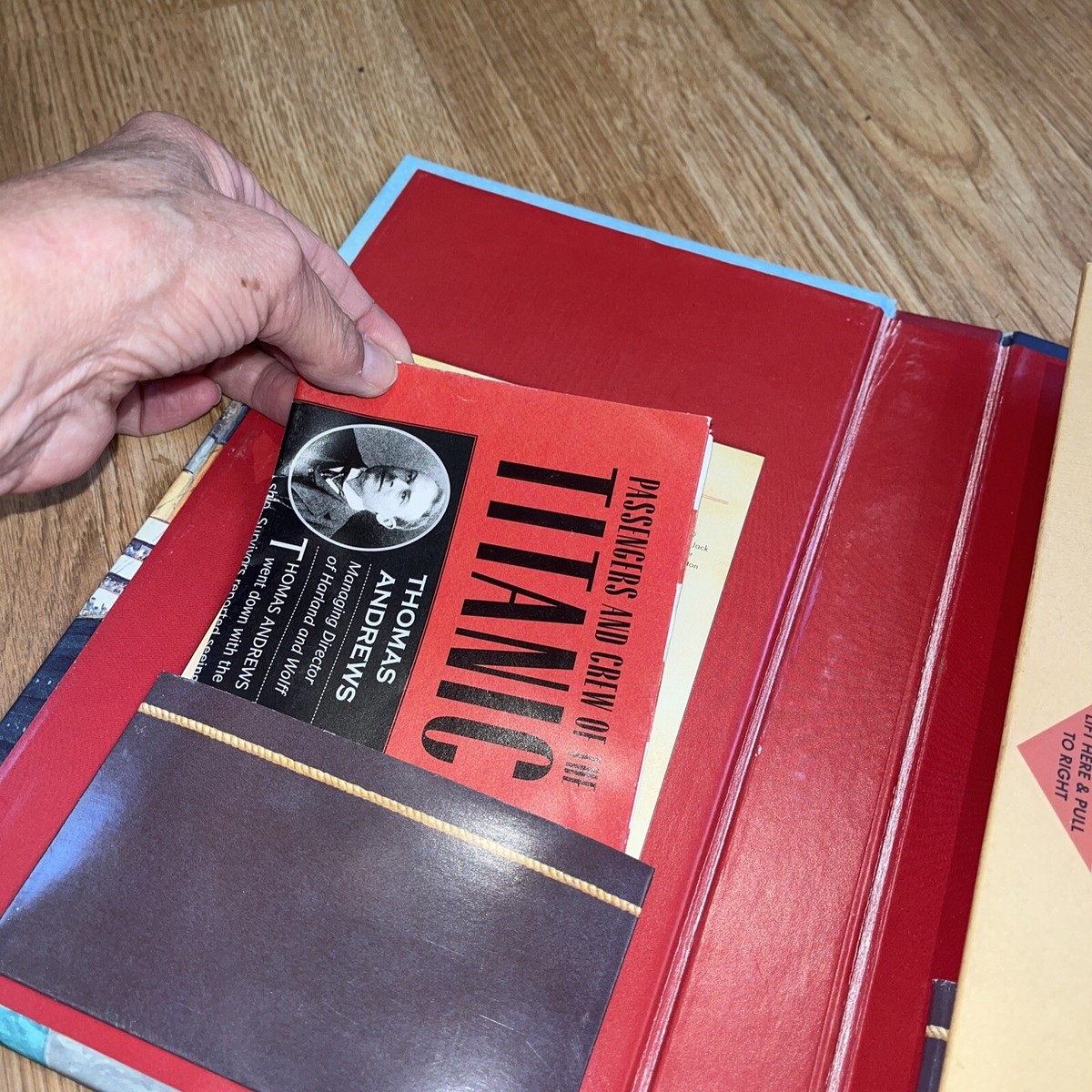 タイタニック TITANIC POP-UP BOOK MartinJenkins Titanic Pop Up Book 1st Edition Rare Martin Jenkins Pop Up Ship