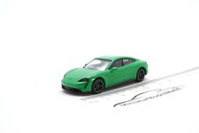Porsche Taycan Turbo S - Green Metallic - 2019 - 1:87 - Minichamps (870068402)