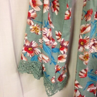 Xhilaration Green Floral Print Off the Shoulder Smocked Bell Sleeve Dress Size M | eBay Xhilaration Green Floral Print Off the Shoulder Smocked Bell Sleeve Dress Size M | eBay