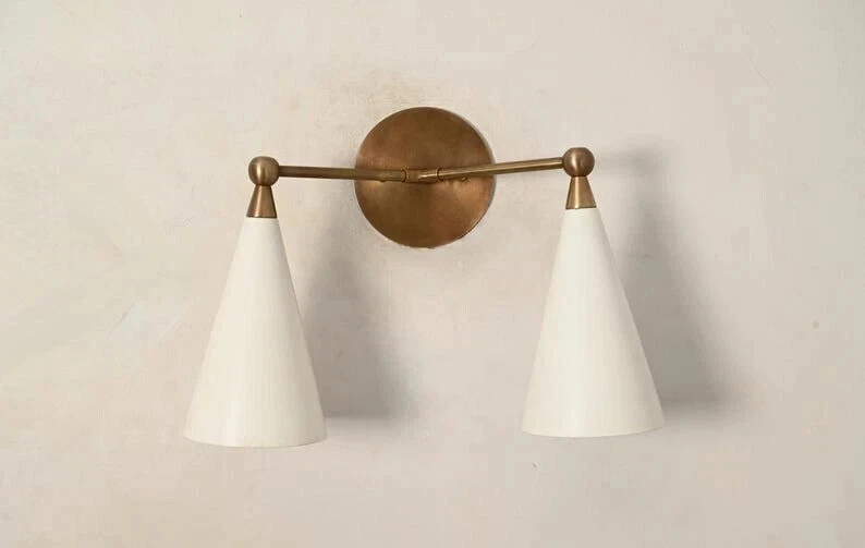 Aplique de pared moderno de mediados de siglo de 1950 Sputnik italiano lámpara de pared de latón luces Foto 2 de 4