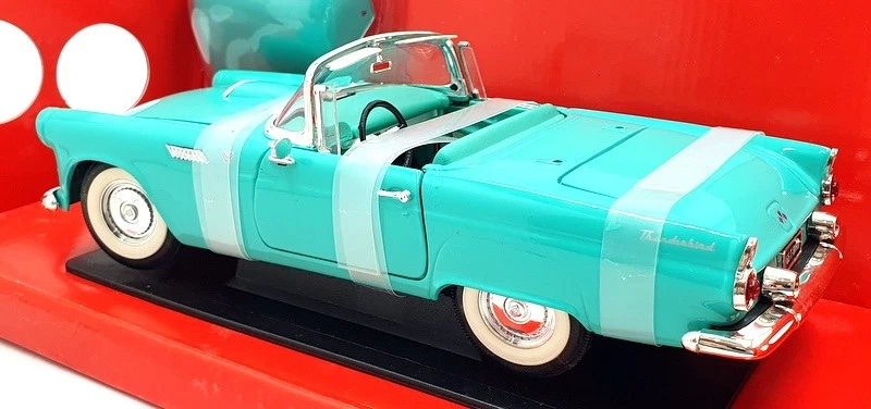 Road Signature 1/18 Scale 92068 - 1955 Ford Thunderbird - Green - Image 2 of 4