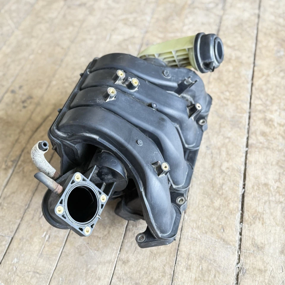 Suzuki Grand Vitara 2010 2,4 L colector de admisión probado OEM Foto 4 de 4