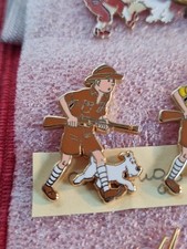   pin’s Tintin Collector Hergé  Tintin Au Congo 💥💥💥