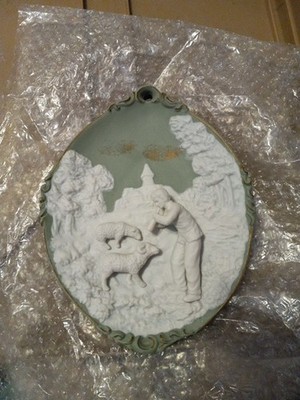 VINTAGE 3D WALL DECO PALE-GREEN WHITE JASPERWARE BOY Playing Flute Sheep Herder 