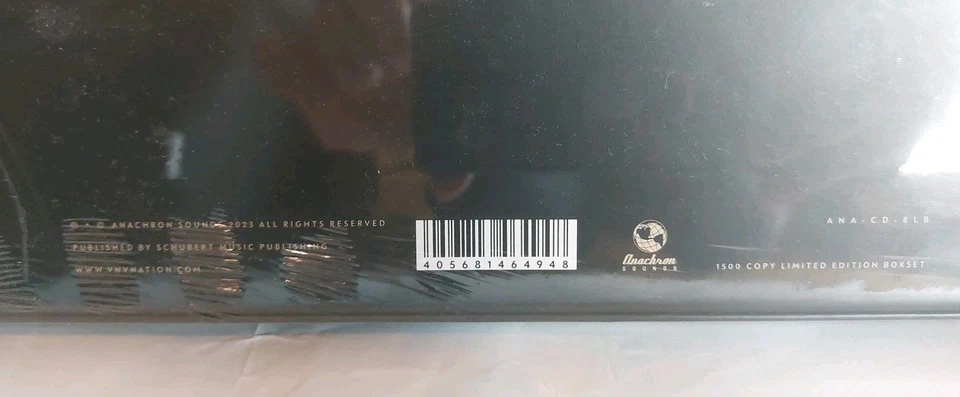 VNV Nation- Electric Sun Box-Set/ CD, DO-LP, exkl. 12", 3D Metall-Logo / Neu OVP - Bild 4 von 4