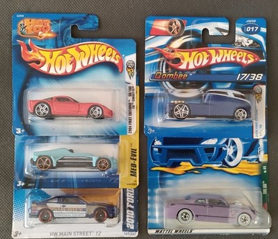 Hot wheels (carded) x5 Corvette, Med-Evil, Mustang, Qombee, Shoe Box