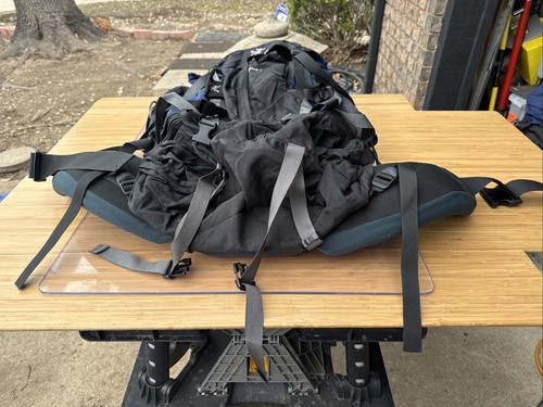 Arc'teryx Bora 65 L schwarz blau Wanderrucksack Abenteuer Gorpcore geräumig - Bild 15 von 23