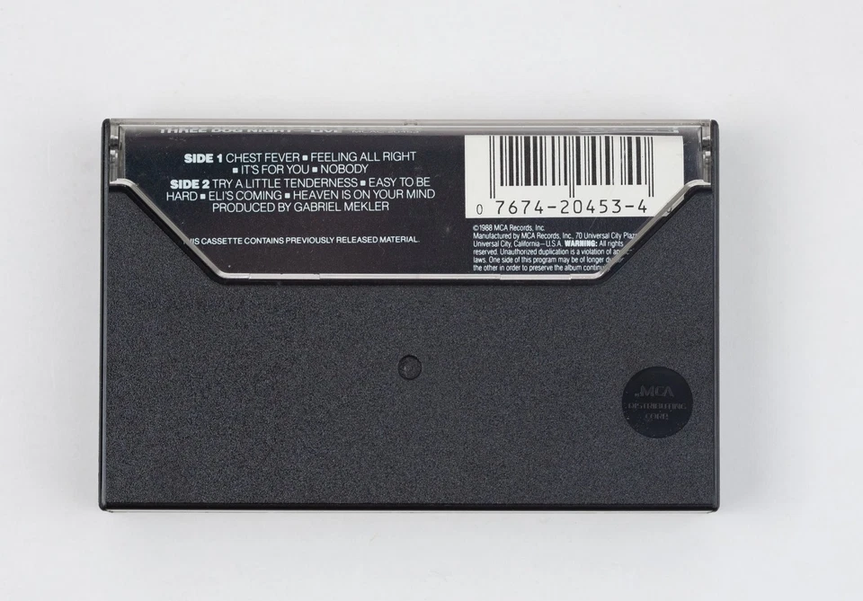 Three Dog Night Live Cassette 1988 MCA Records MCAC-20453 - Image 2 of 4