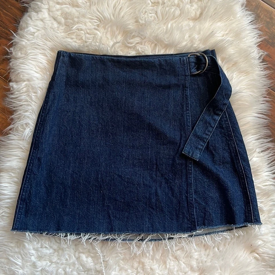Mini falda envolvente Madewell Denim dobladillo crudo talla 0 Foto 4 de 4