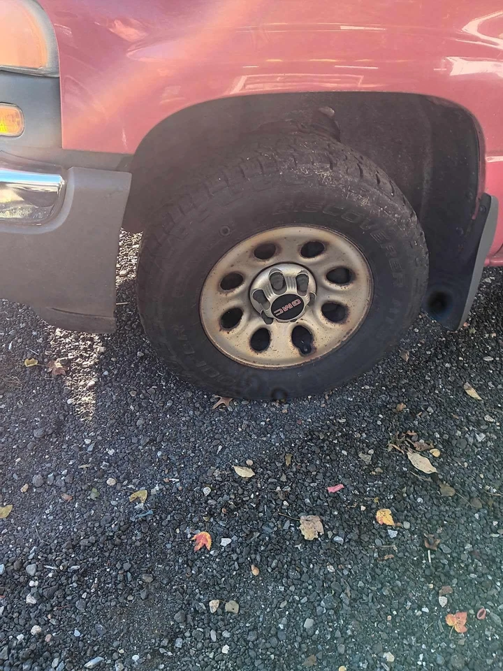 99 00 01 02 03 04 05 06 07 GMC SIERRA 1500 Front Door Right Foto 3 de 4