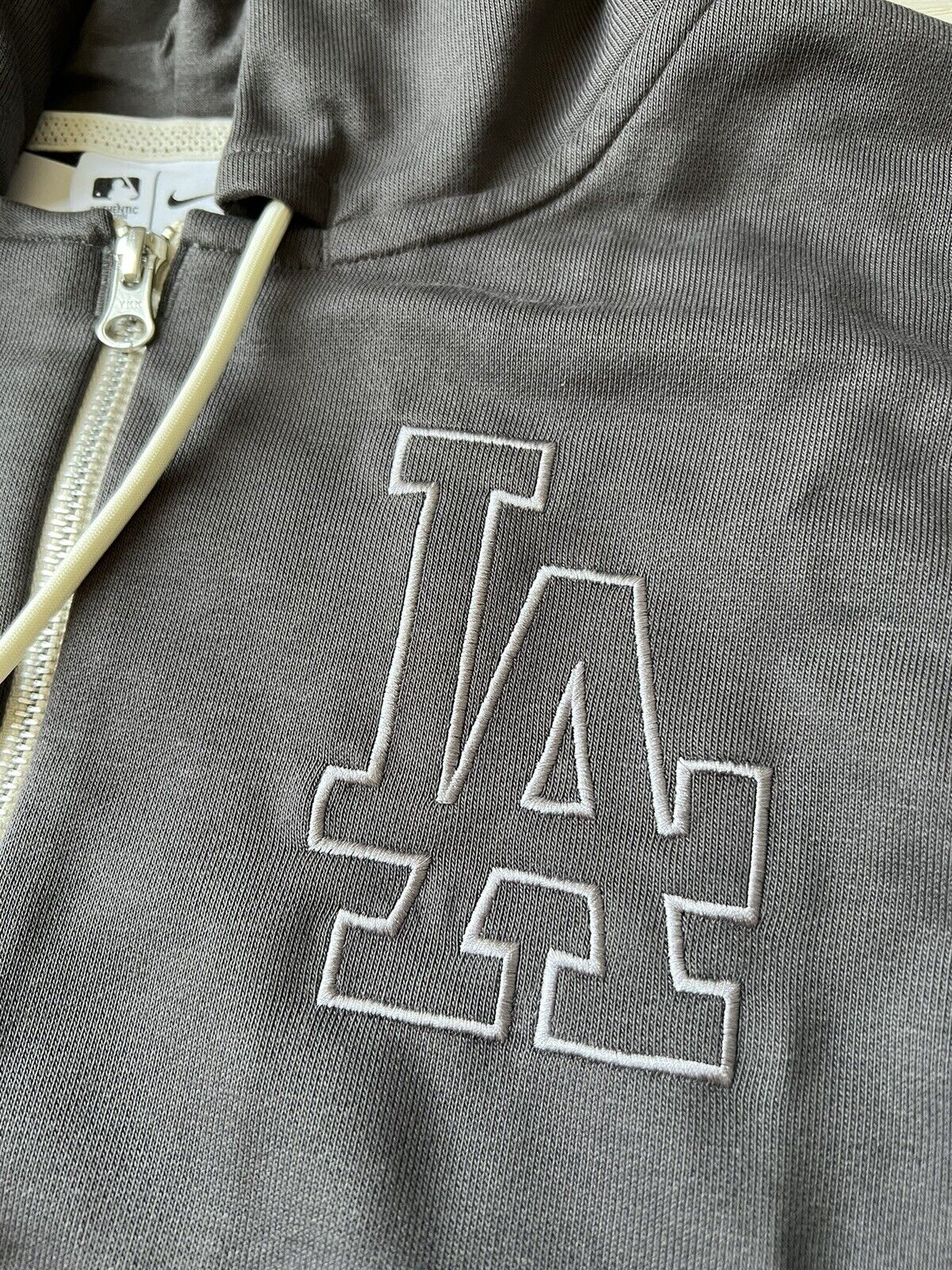 Picture 3 of 7