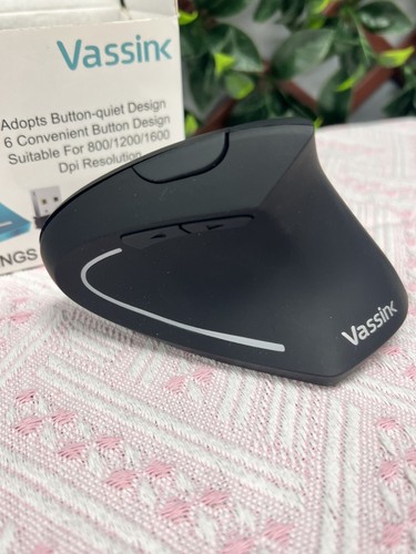 Anker Wireless 2.4G Ergonomic Vertical Optical Mouse - Black (AK-98ANWVM-UBA) - Picture 3 of 6