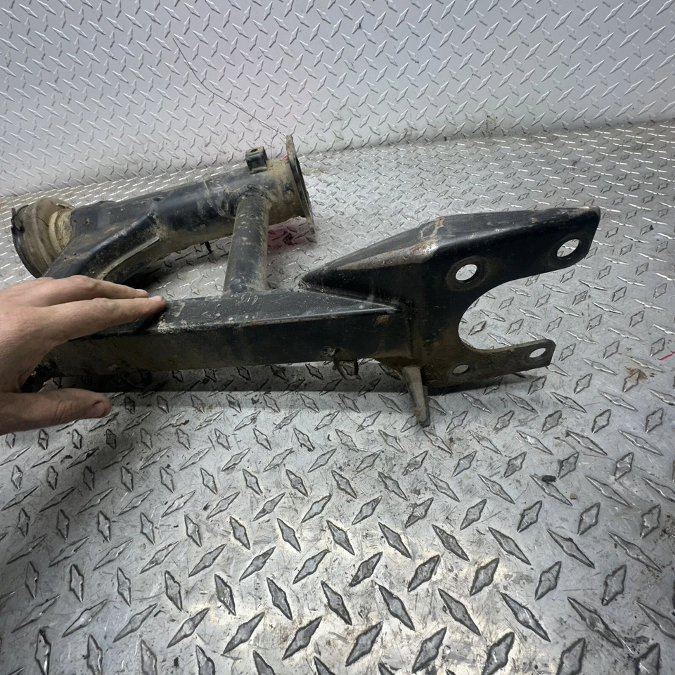 00 Yamaha YFM 250 Bear Tracker 2x4 braço oscilante 4XE-F2110-30-00 1999-2004 - Imagem 4 de 4