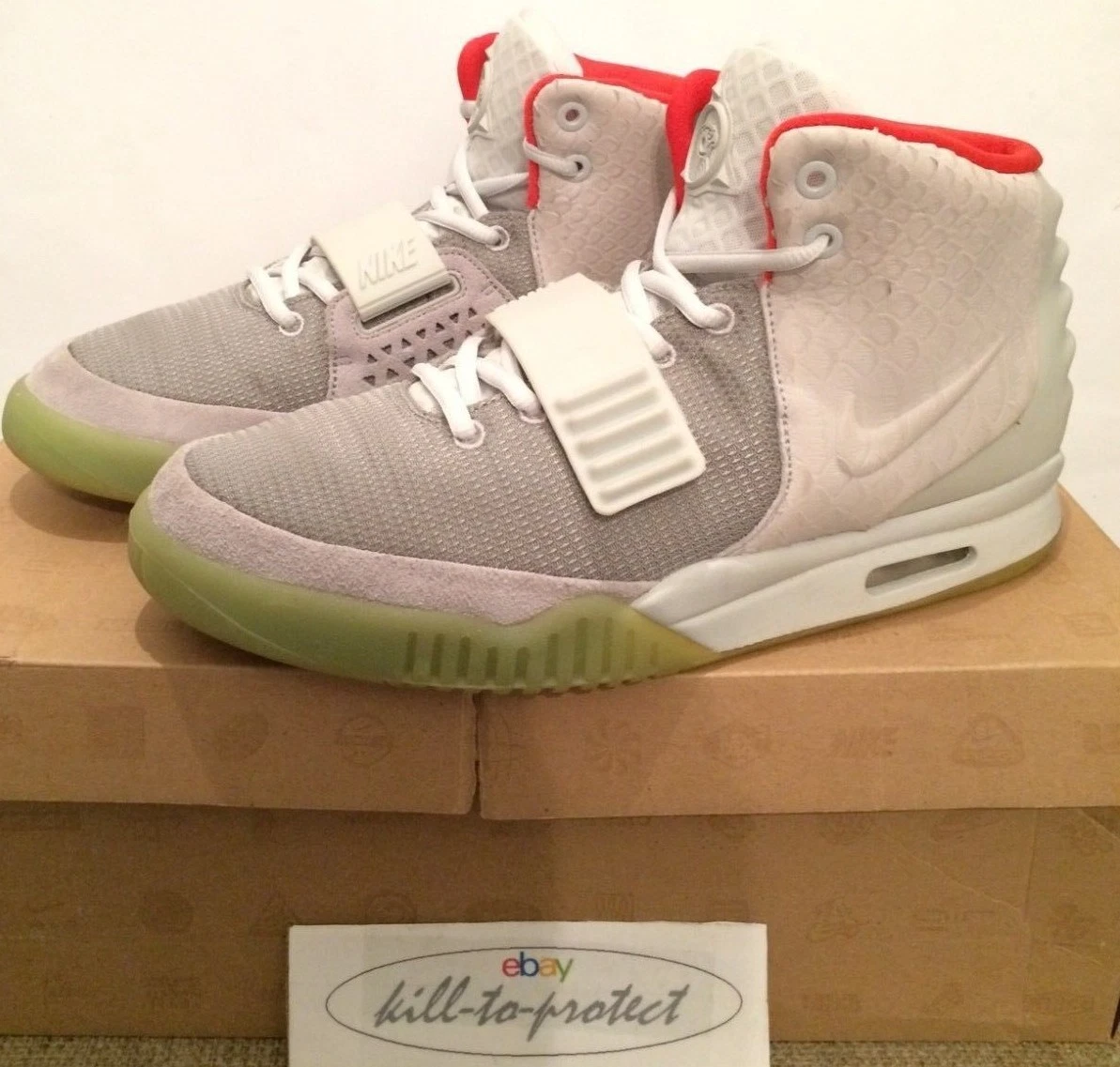 USED- NIKE AIR YEEZY 2 WOLF GREY US10 UK9 KANYE 508214-010 2012 | eBay