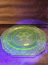 Hazel-Atlas Dinner Plate Green Depression glass Uranium Vintage 