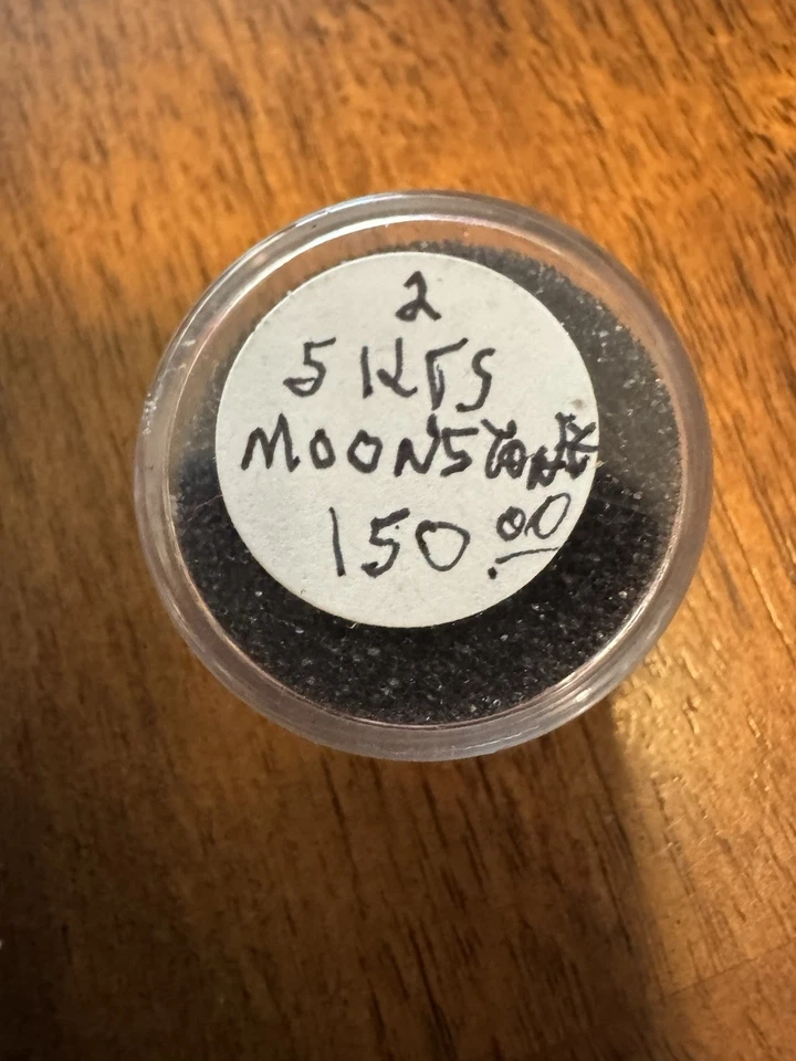 5 CTs .100% Natural Rainbow Moonstone Fancy Cabochon Gemstone - Image 2 of 3