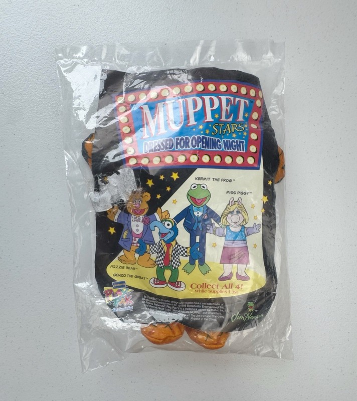 Vintage 1998 The Muppets FOZZIE BEAR 7" Plush Stuffed Toy Blockbuster Exclusive