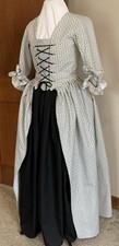 Med. Leaf  Trellis Pattern Outlander, Colonial, Over Dress/Gown, Polonaise NWOT