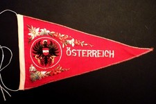 Fanion ÖSTERREICH  Autriche Wimpel Pennant - en tissu brodé - ca 1960