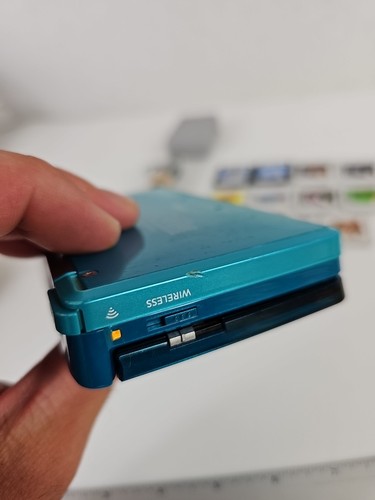 *Leer* Nintendo 3DS Aqua Blue Sistema de consola portátil CTR-001Juegos 11x Lote de juegos - Imagen 8 de 16