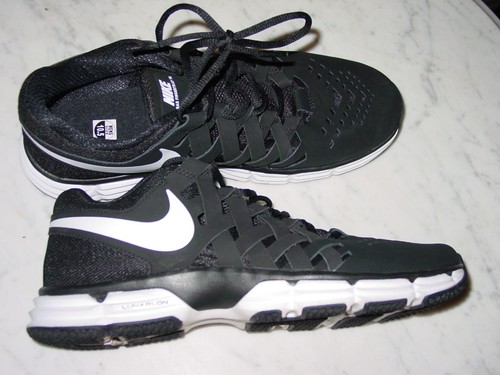Scarpe da corsa Nike Lunar Fingertrap TR 898066-001 2017 nero/bianco! Taglia 10,5 - Foto 12 di 16