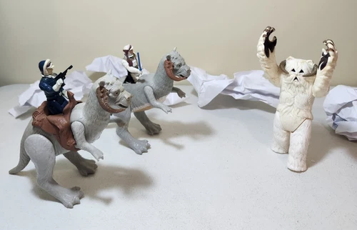 Vintage Star Wars Hon Solo Luke Hoth Wampa Taun Taun Figure Weapon Lot