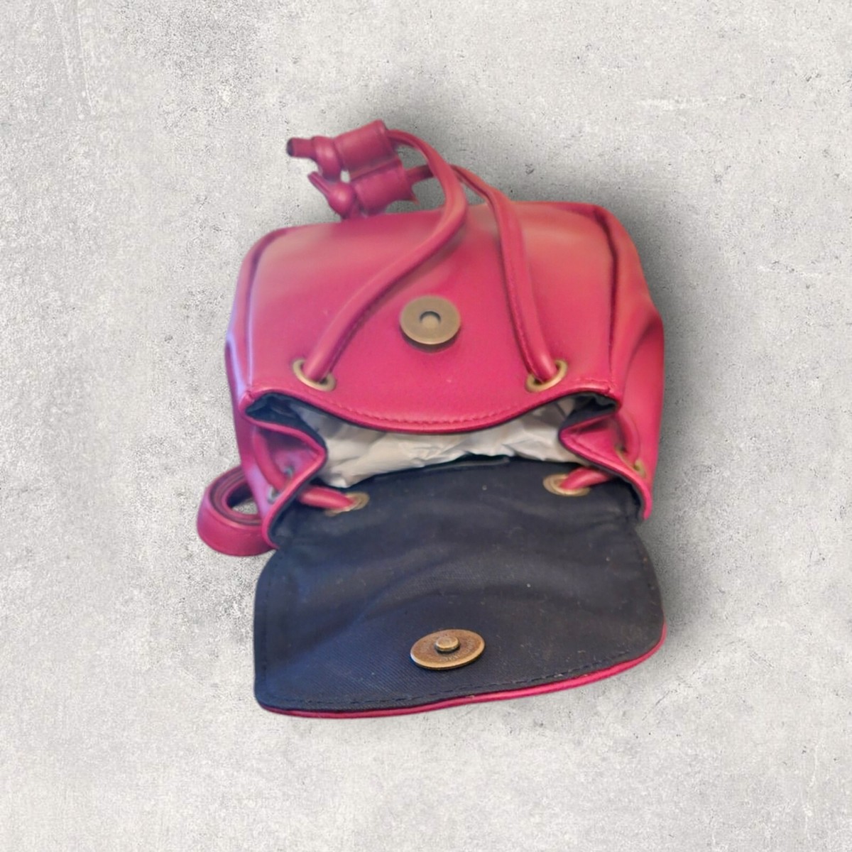 Small Red Liz Claiborne Backpack/Crossbody Purse | eBay display picture 2