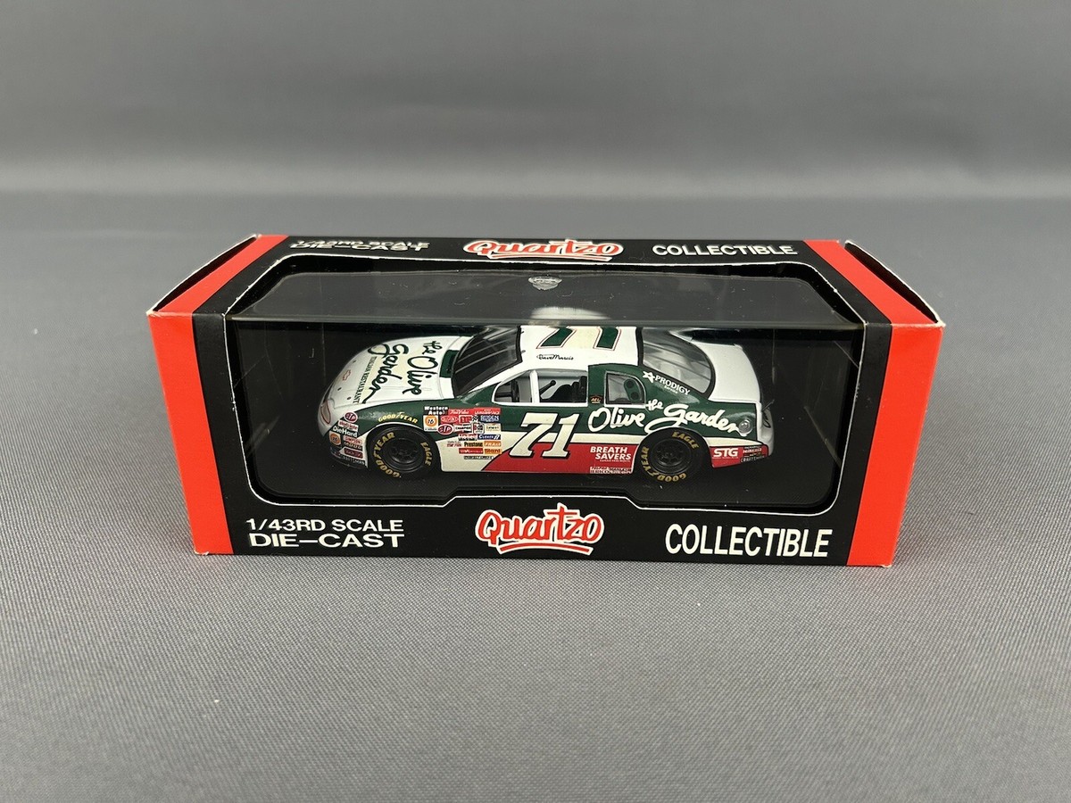 ミニカー Quartzo 4065 TYRRELL004 72 ,4067 003 71 Quartzo 1/43 Scale 1995 Dave Marcis #71 Olive Garden Monte Carlo w