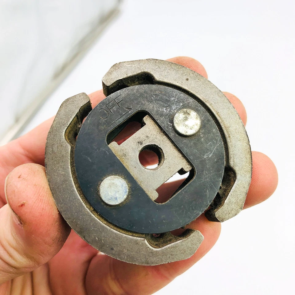 Embrague para motosierra Tanaka 2870170081 OEM usado reemplazado a 6685142 Foto 2 de 4