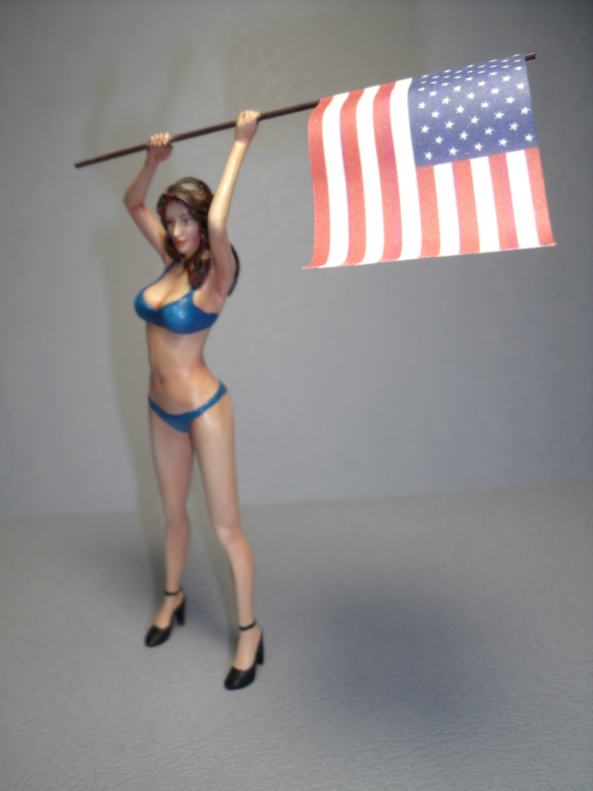 Figurine Girl Hillary 1/18 Vroom à peindre pour diorama Shelby CMR