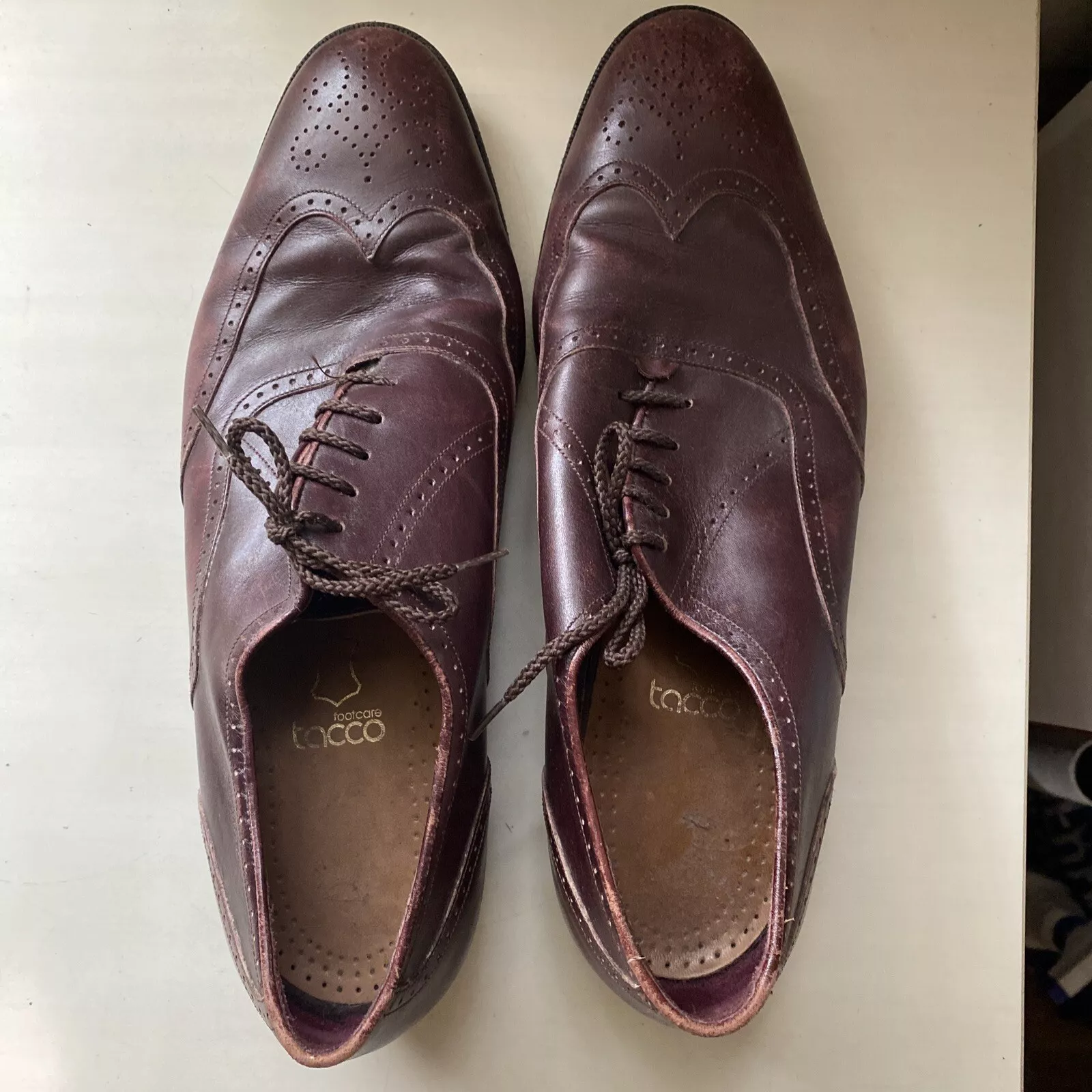 Chaussures habillées vintage Christian Dior marron à lacets bordeaux 10 M
