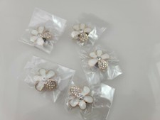 Lot of 5 White Daisy Enamel Rhinestones 1"W Luxury Metal Shoe Charms