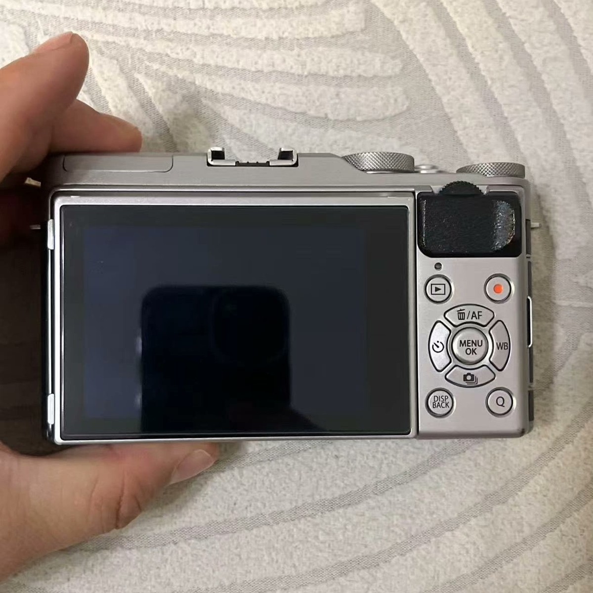 FUJIFILM X-A5 Mirrorless Digital Camera BodyOnly English Language