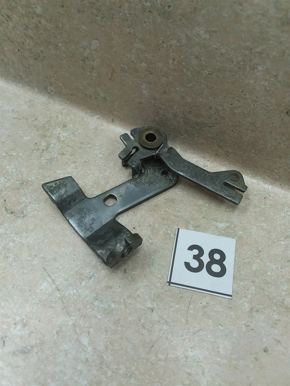 Kawasaki KZ750 Carburetor Bracket Cable #38 1983 UO AP-355