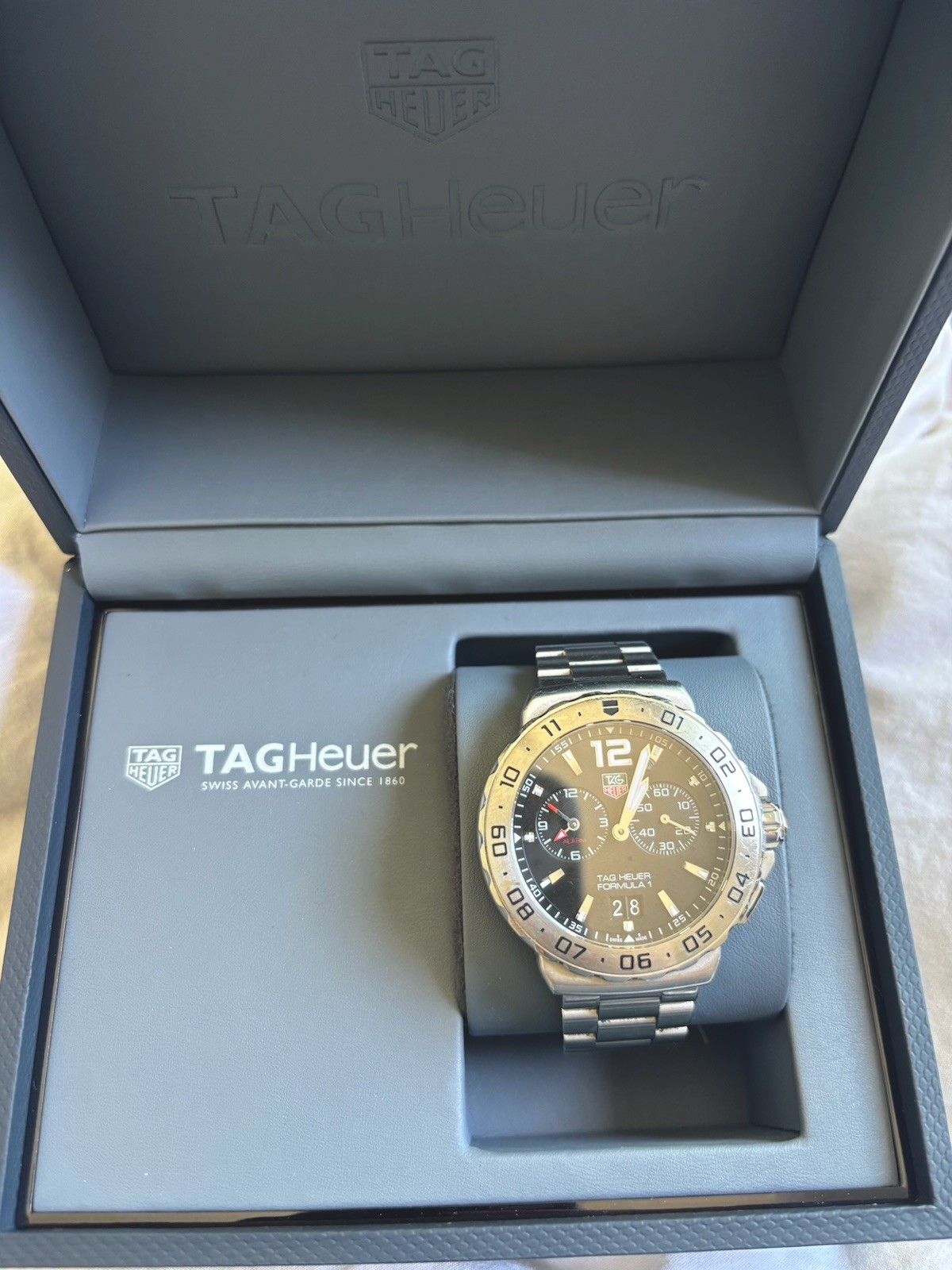 TAG Heuer Formula 1 Men's Black Watch - WAU1112.BA0858