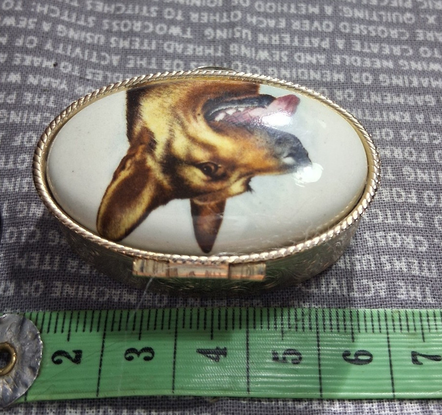 Vintage German Shepherd Pill Trinket Keepsafe Tablet Pot Small Items Embossed Si image 2