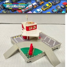 Micro Machines Hospital Travel City Play Set 1987 Galoob Folding