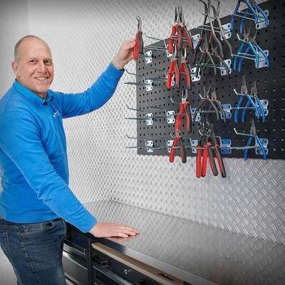 Datona  Zangenhalter für Lochwand 20er Set aus Stahl pulverbeschichtet für 10.5