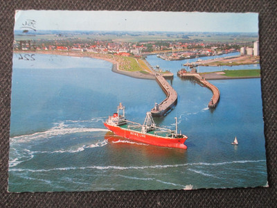 RAR  seltene AK  alter Zeit aus 1981 ! Nordseeheilbad BÜSUM Hafeneinfahrt Schiff