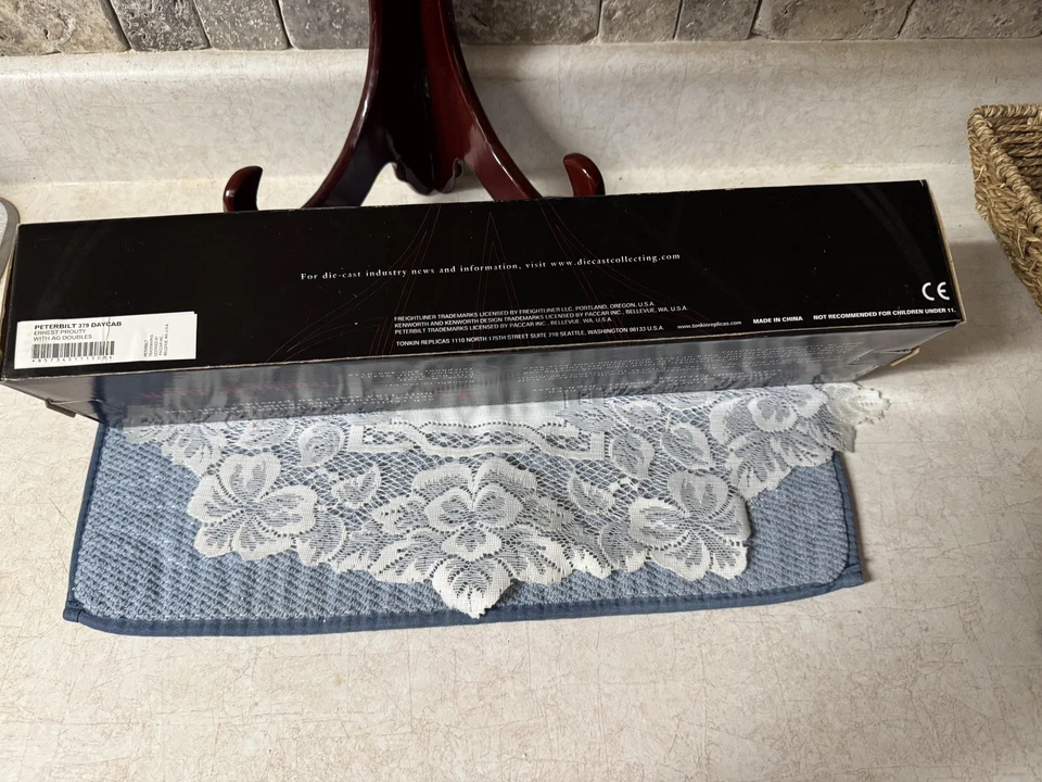 Trucks N' Stuff Peterbilt 379 Die Cast Model Truck And Trai1or 1:53 Scale New - Image 4 of 4