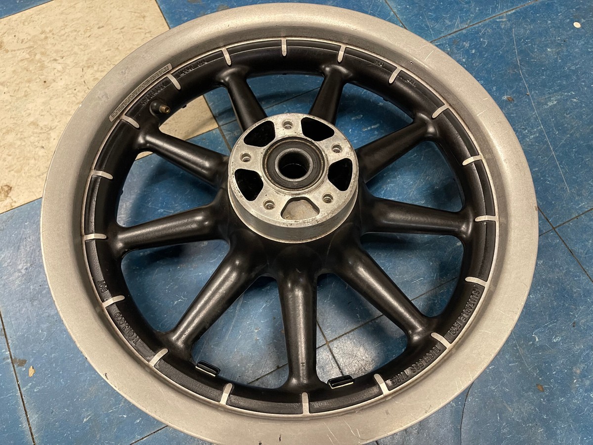 Harley-Davidson リアホイール　16X3.0 Harley-Davidson リアホイール 16X3.0 ハーレー ファットボーイ純正