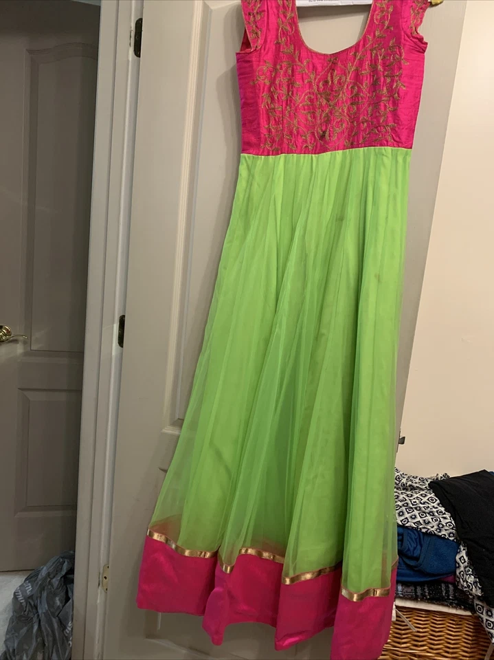 vestido indio anarkali vestido de diseñador pakistaní Foto 3 de 4