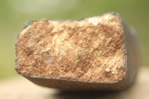 Gatuto Meteorite from Kenya Fell on 4/24/2020 witnessed fall 79.4 grams - Picture 9 of 9